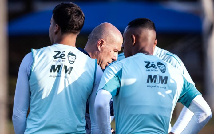 Treino do Cruzeiro na Toca II, em BH