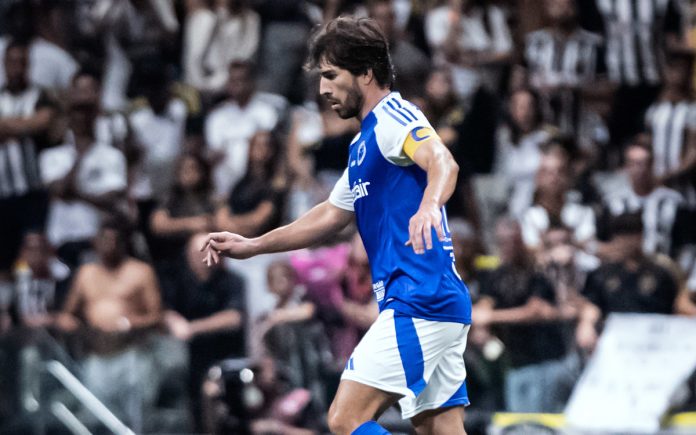 lucassilvacruzeiroarenamrv Lucas Silva na vitória sobre o Atlético-MG, na Arena