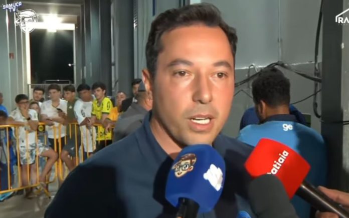 Pedro Junio reclamou da arbitragem contra o Mirassol
