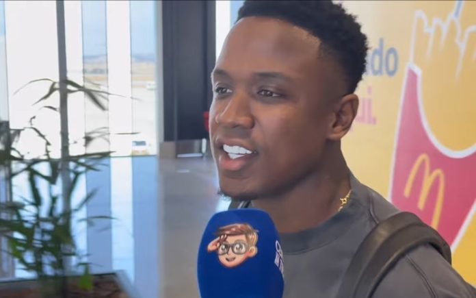 Sinisterra deu entrevista à Samuca TV
