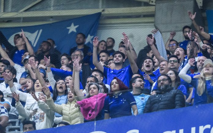 Torcida do Cruzeiro no Allianz Parque, em São Paulo