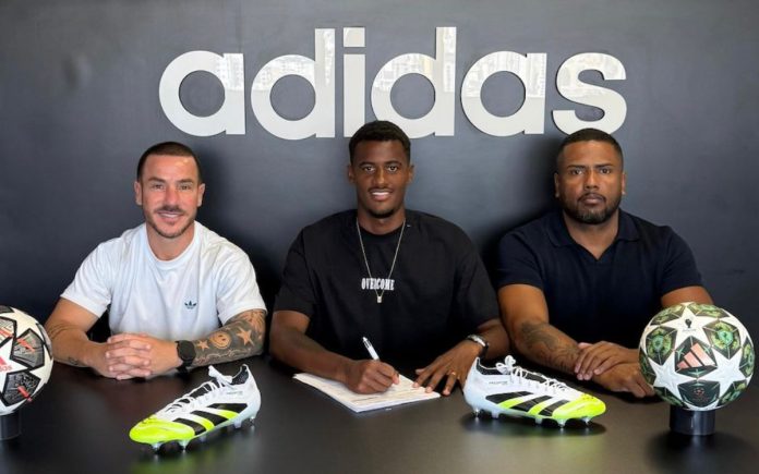 Bruno Alves, do Cruzeiro, assinou com a Adidas