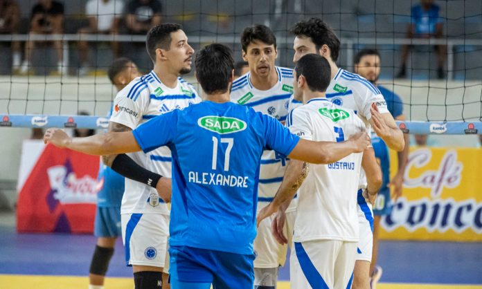 Sada Cruzeiro no jogo diante do Araguari, pelo Campeonato Mineiro