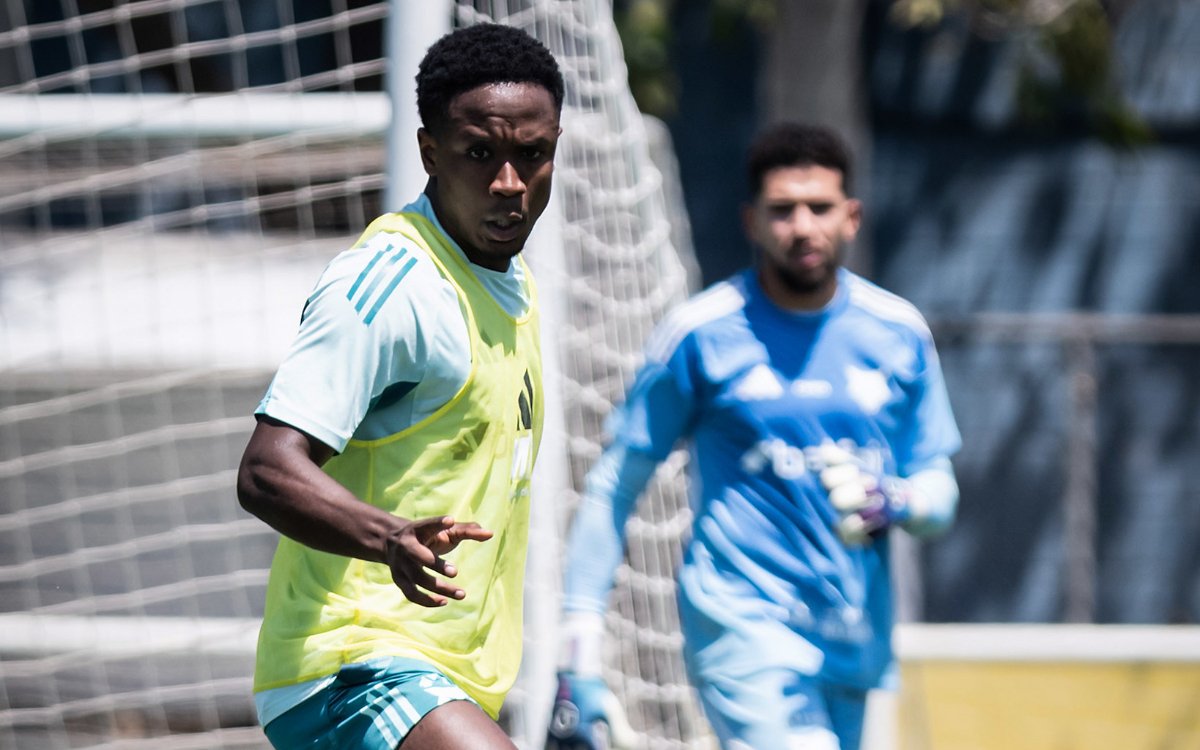 Sinisterra de volta: Crucial para o Cruzeiro contra o Flamengo?