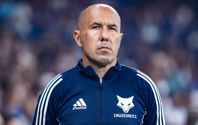Leonardo Jardim, técnico do Cruzeiro
