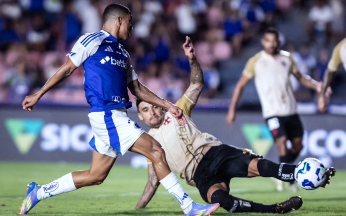 Cruzeiro e Vasco voltam a se enfrentar neste sábado (27) - (Foto: Gustavo Aleixo/Cruzeiro)