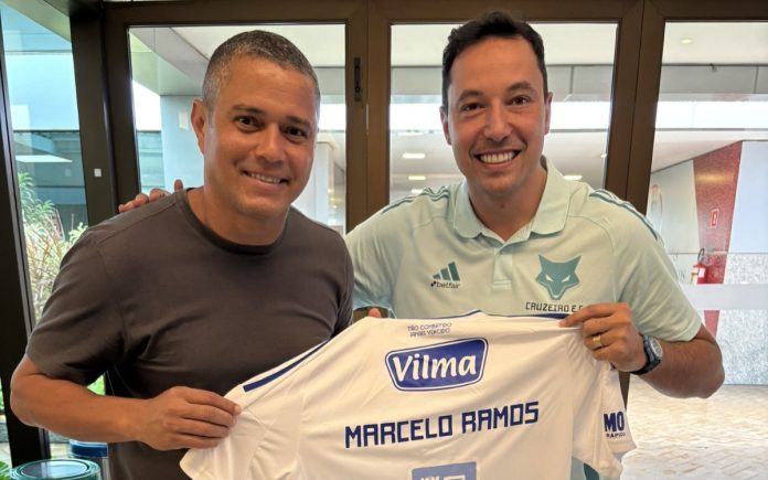 Marcelo Ramos e Pedro Junio, em Salvador (Foto: Reprodução/X/Cruzeiro)