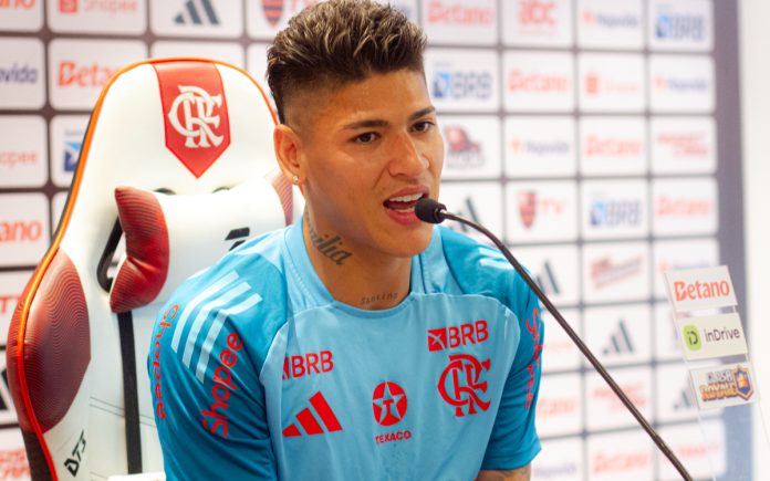 Carrascal, meia do Flamengo (Foto: Adriano Fontes/Flamengo)