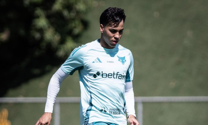 Kaio Jorge, em treino na Toca II