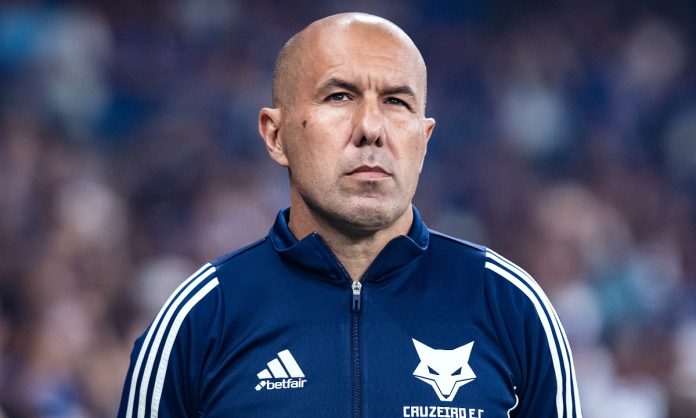 Leonardo Jardim, técnico do Cruzeiro