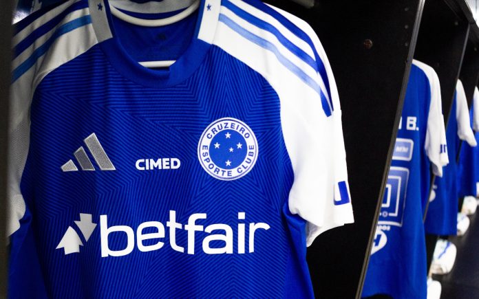 Camisa de número 1 do Cruzeiro (Foto: Rafael Vieira/Cruzeiro)