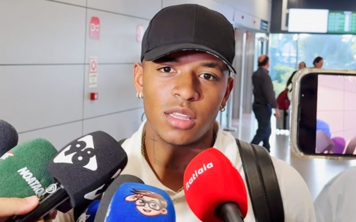Keny Arroyo, reforço do Cruzeiro