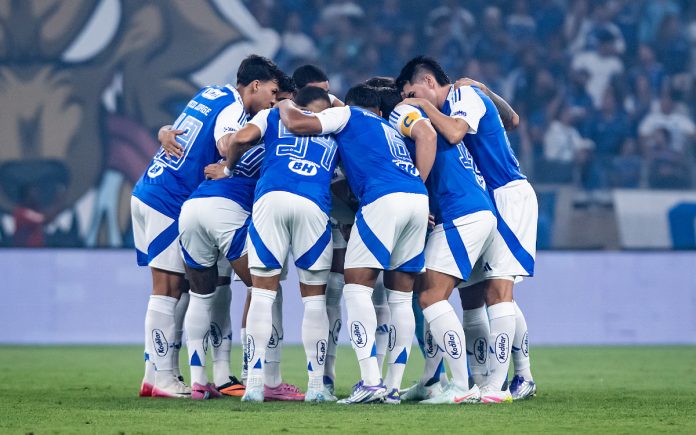Time do Cruzeiro, no Mineirão (Foto: Gustavo Aleixo/Cruzeiro)