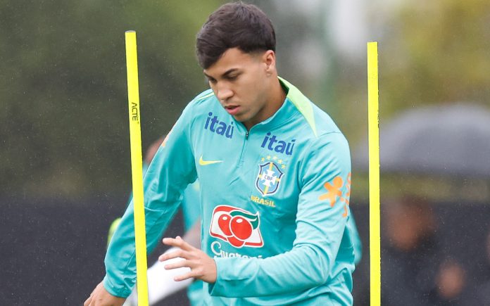 Kaio Jorge em treino da Seleção Brasileira (Foto: Rafael Ribeiro/CBF)