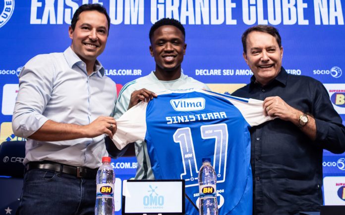 Pedro Junio e Pedro Lourenço apresentam Luis Sinisterra