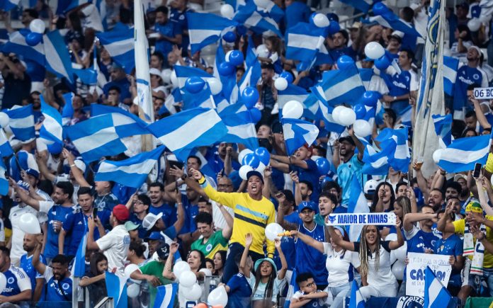 Torcida do Cruzeiro em jogo no Mineirão, em BH