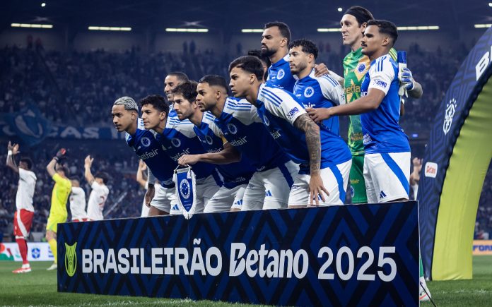 Time do Cruzeiro no Mineirão (Foto: Gustavo Aleixo/Cruzeiro)