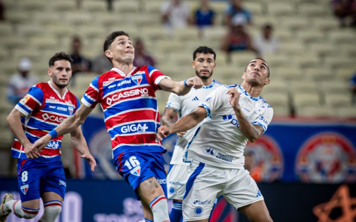 Cruzeiro e Fortaleza voltam a se enfrentar neste sábado (18) - (Foto: Samuel Andrade/Cruzeiro)