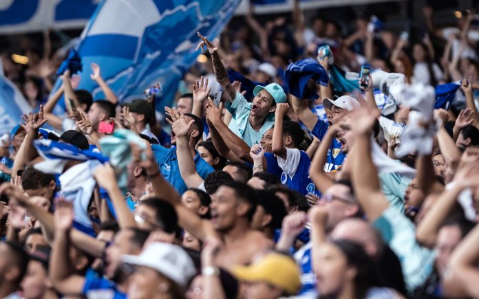 Torcida do Cruzeiro no Mineirão (Foto: Gustavo Aleixo/Cruzeiro)