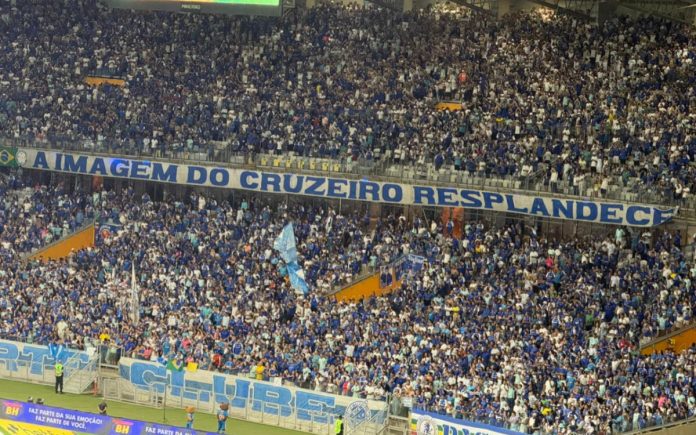 Torcida do Cruzeiro no Mineirão (Foto: Thaynara Amaral/Central da Toca)