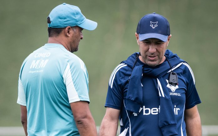 Leonardo Jardim, técnico do Cruzeiro