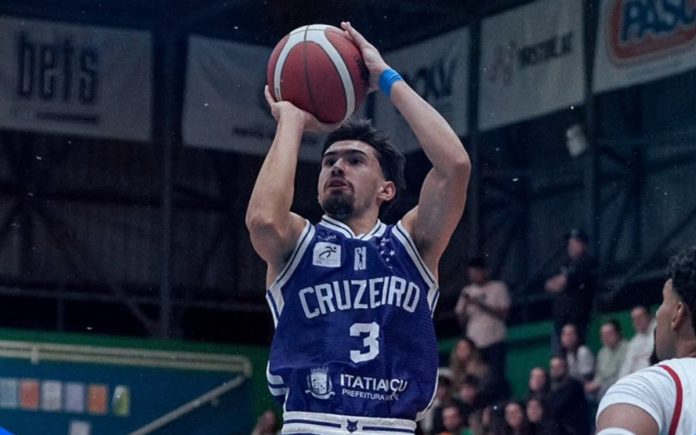 Cruzeiro venceu a primeira no NBB (Foto: Divulgação/Cruzeiro Basquete)