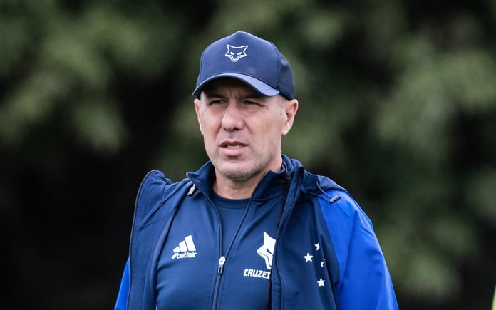 Leonardo Jardim, treinador do Cruzeiro