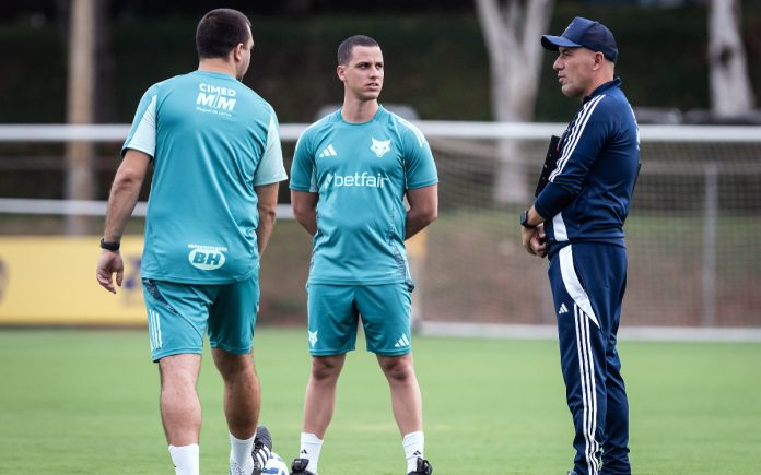 Leonardo Jardim, treinador do Cruzeiro
