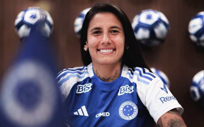 Gaby Soares renovou até o final de 2027