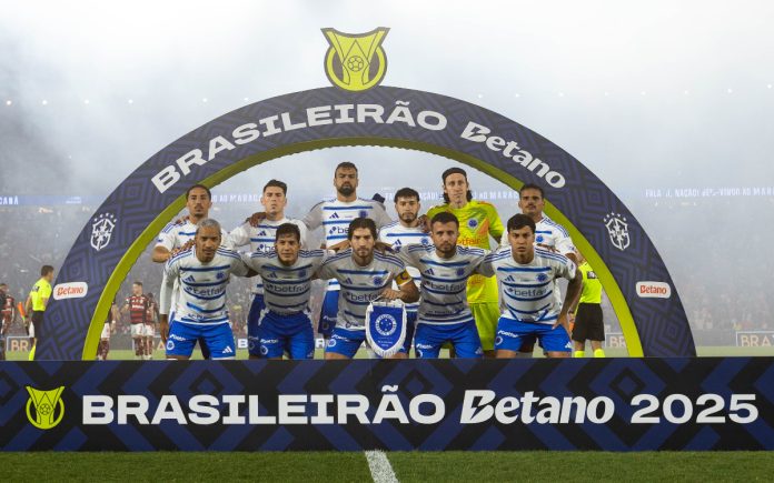 Time do Cruzeiro no Maracanã (Foto: Thaís Magalhães/Cruzeiro)