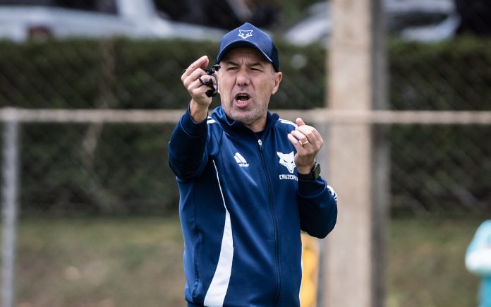 Leonardo Jardim, treinador do Cruzeiro