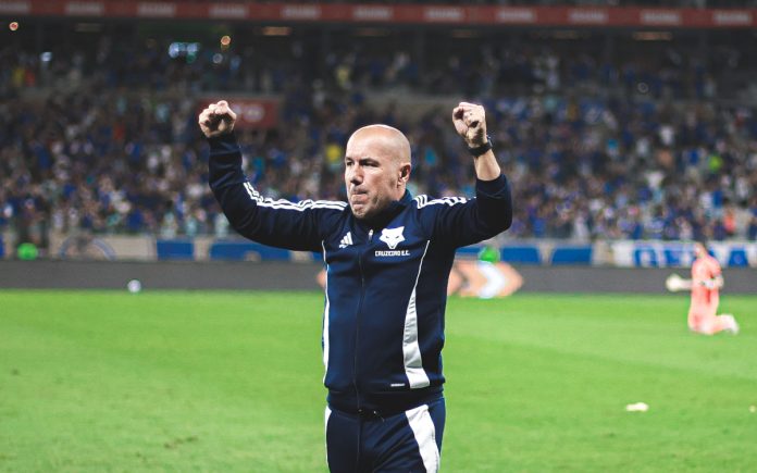 Leonardo Jardim, treinador do Cruzeiro (Foto: Gustavo Martins/Cruzeiro)