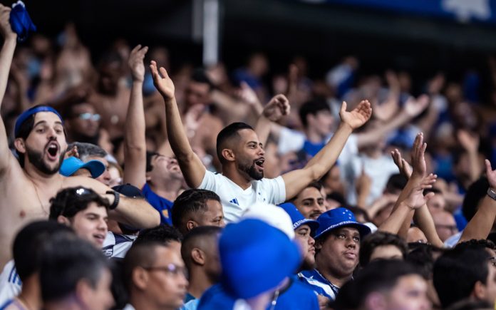 Torcida do Cruzeiro, no Mineirão (Foto: Gustavo Aleixo/Cruzeiro)