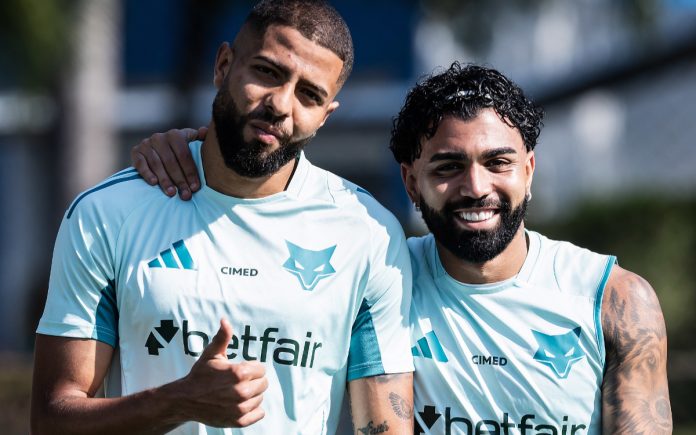 João Marcelo e Gabigol em treino na Toca II