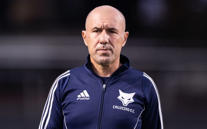 Leonardo Jardim, técnico do Cruzeiro