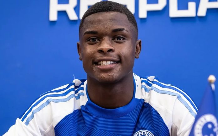 Otávio Gabriel assinou contrato até outubro de 2028