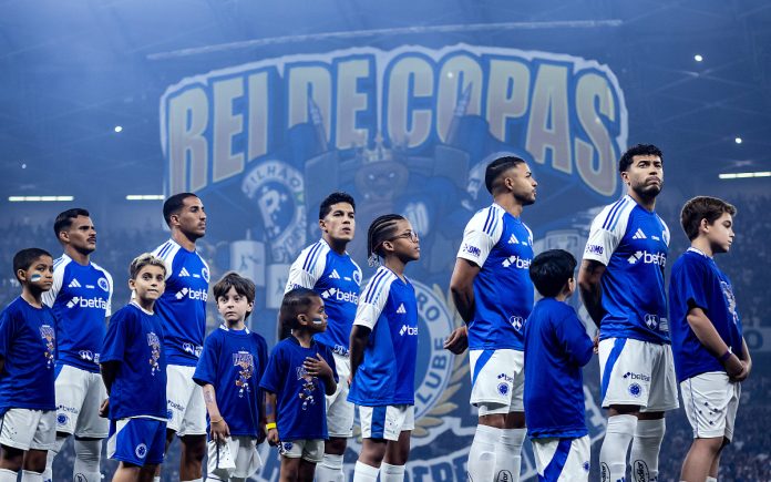 Time do Cruzeiro no Mineirão pela Copa do Brasil (Foto: Gustavo Aleixo/Cruzeiro)