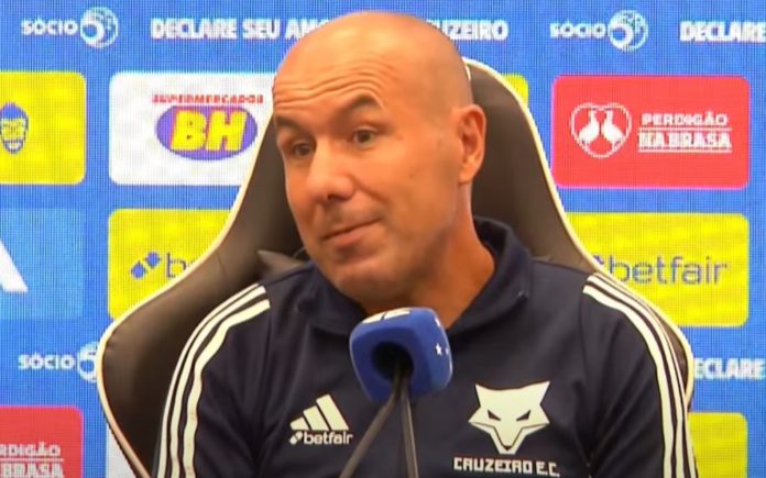 Leonardo Jardim, técnico do Cruzeiro