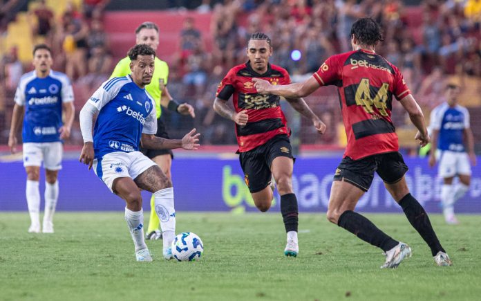 Cruzeiro e Sport, na 8ª rodada do Campeonato Brasileiro