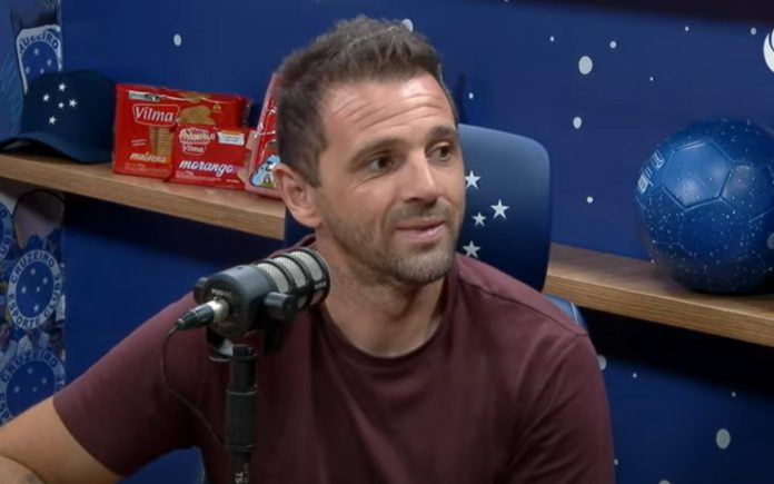 Montillo, ex-jogador do Cruzeiro (Foto: Reprodução/TV Cruzeiro)