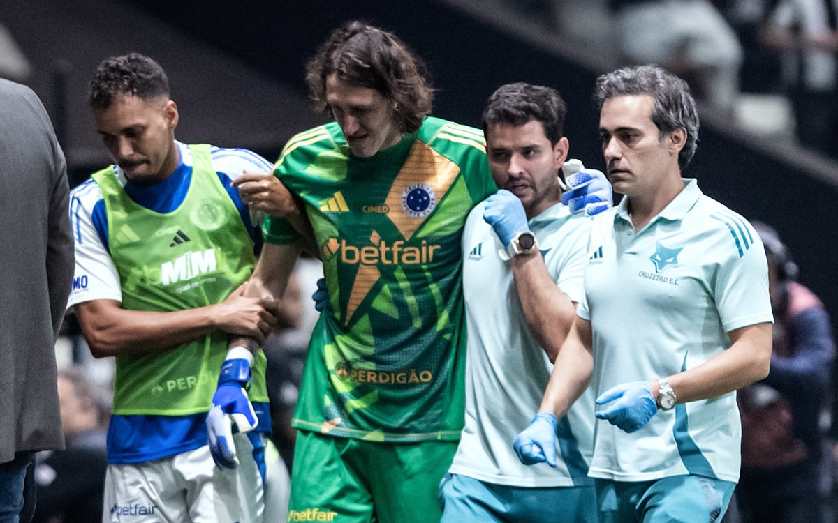 Cruzeiro atualiza situação de Cássio, substituído no clássico por ...