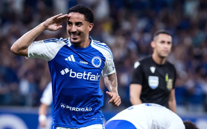 Christian em comemoração de gol pelo Cruzeiro (Foto: Gustavo Aleixo/Cruzeiro)