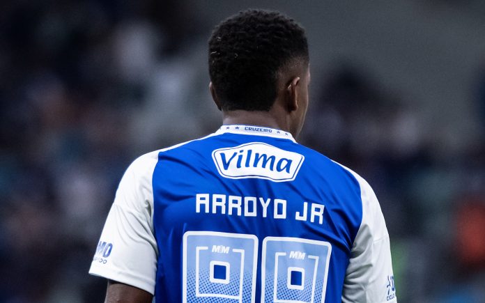 Keny Arroyo, de 19 anos, atacante do Cruzeiro