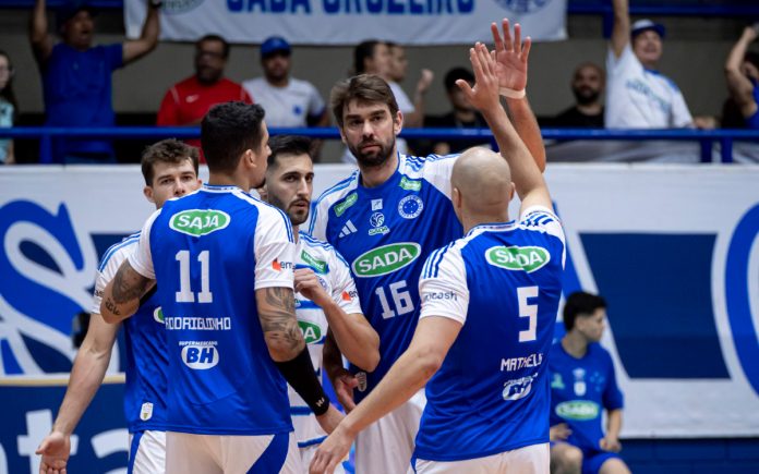 Sada Cruzeiro no Riachão, em Contagem (Foto: Agência i7/Sada Cruzeiro)