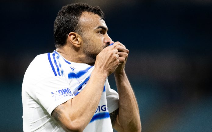 Fabrício Bruno Comemora gol pelo Cruzeiro (Foto: Lucas Bubols/Cruzeiro)
