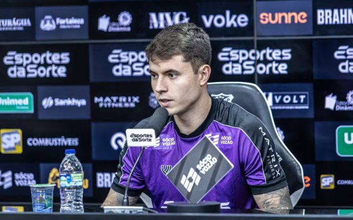Vinícius Zanocelo projetou duelo com o Cruzeiro