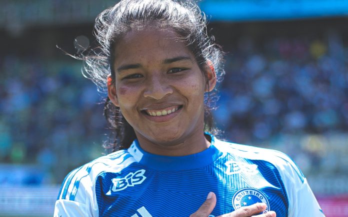 Marília renovou contrato com as Cabulosas