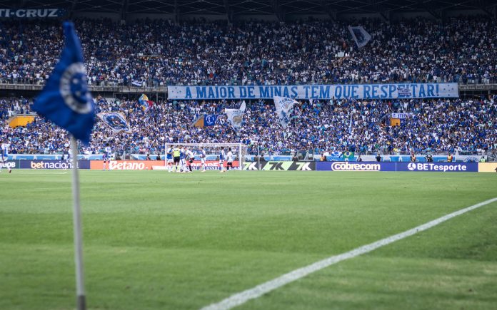 Torcida do Cruzeiro em jogo contra o Vitória