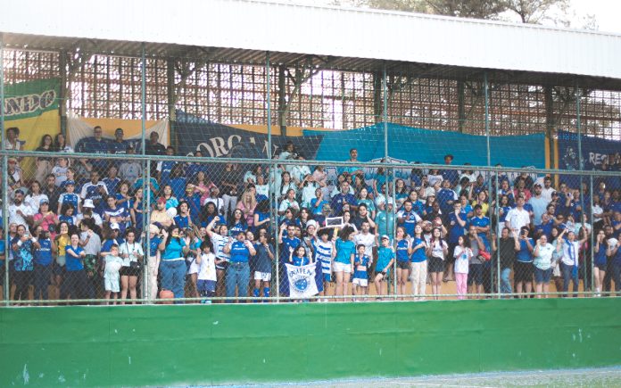 Torcida do Cruzeiro na Arena Gregorão (Foto: Gustavo Martins/Cruzeiro)