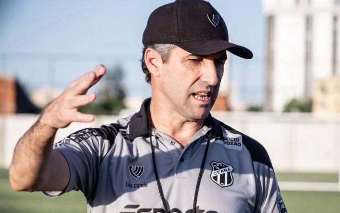Técnico Léo Condé, do Ceará (Foto: Gabriel Silva/Ceará)